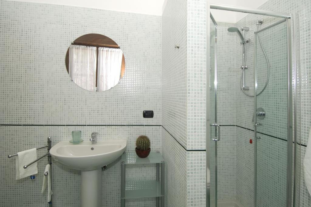 Appartamenti Villa Anna Melegnano Bagian luar foto